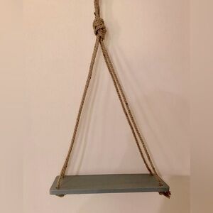 Rope swing shelf
